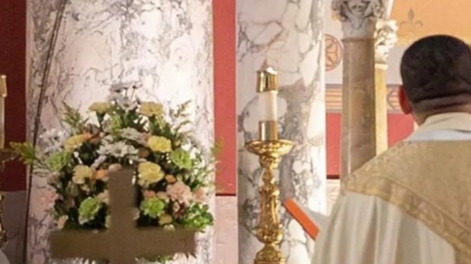 Sacerdote