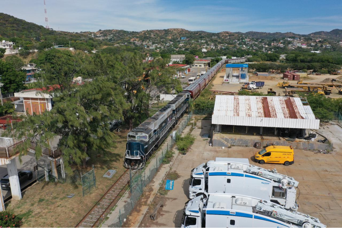 Tren Interoceánico se descarrila en Oaxaca; investigan las causas del accidente