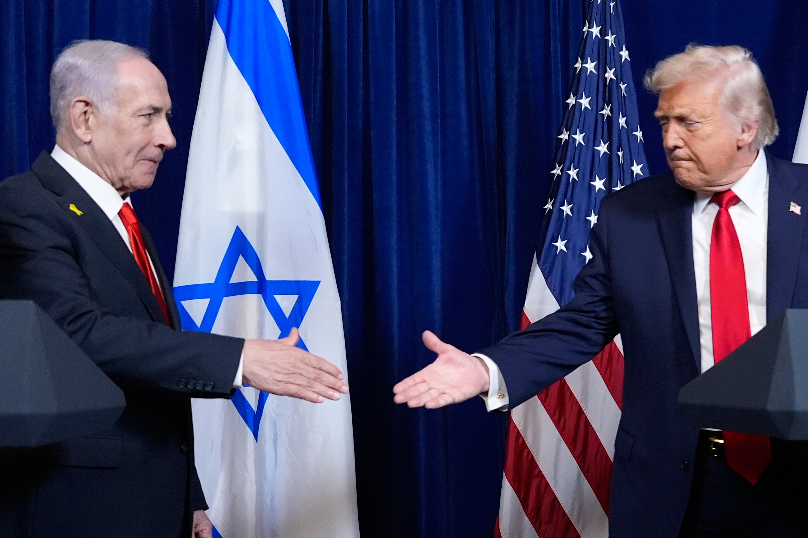 Trump defiende a Netanyahu de amenaza de arresto en NY y arremete contra el alcalde