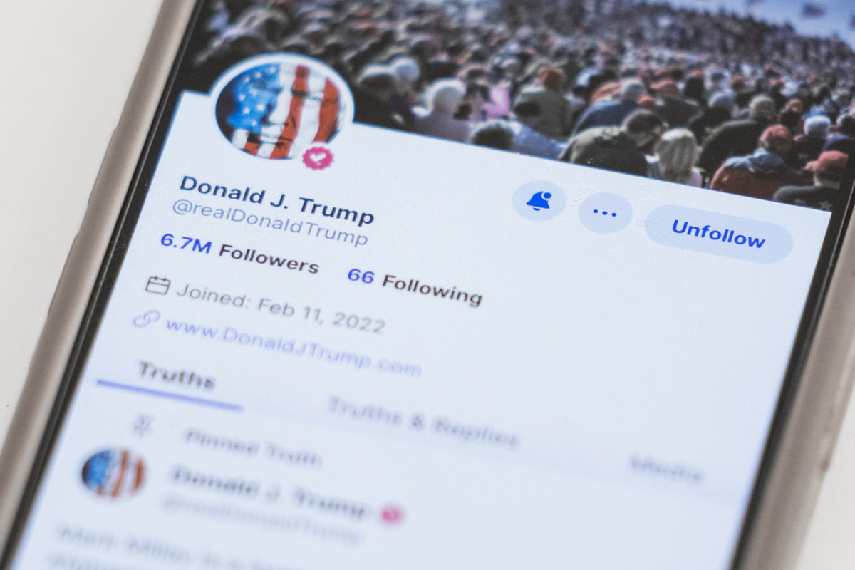 Compañía de Donald Trump venderá accesos en tiempo real a sus publicaciones en Truth Social