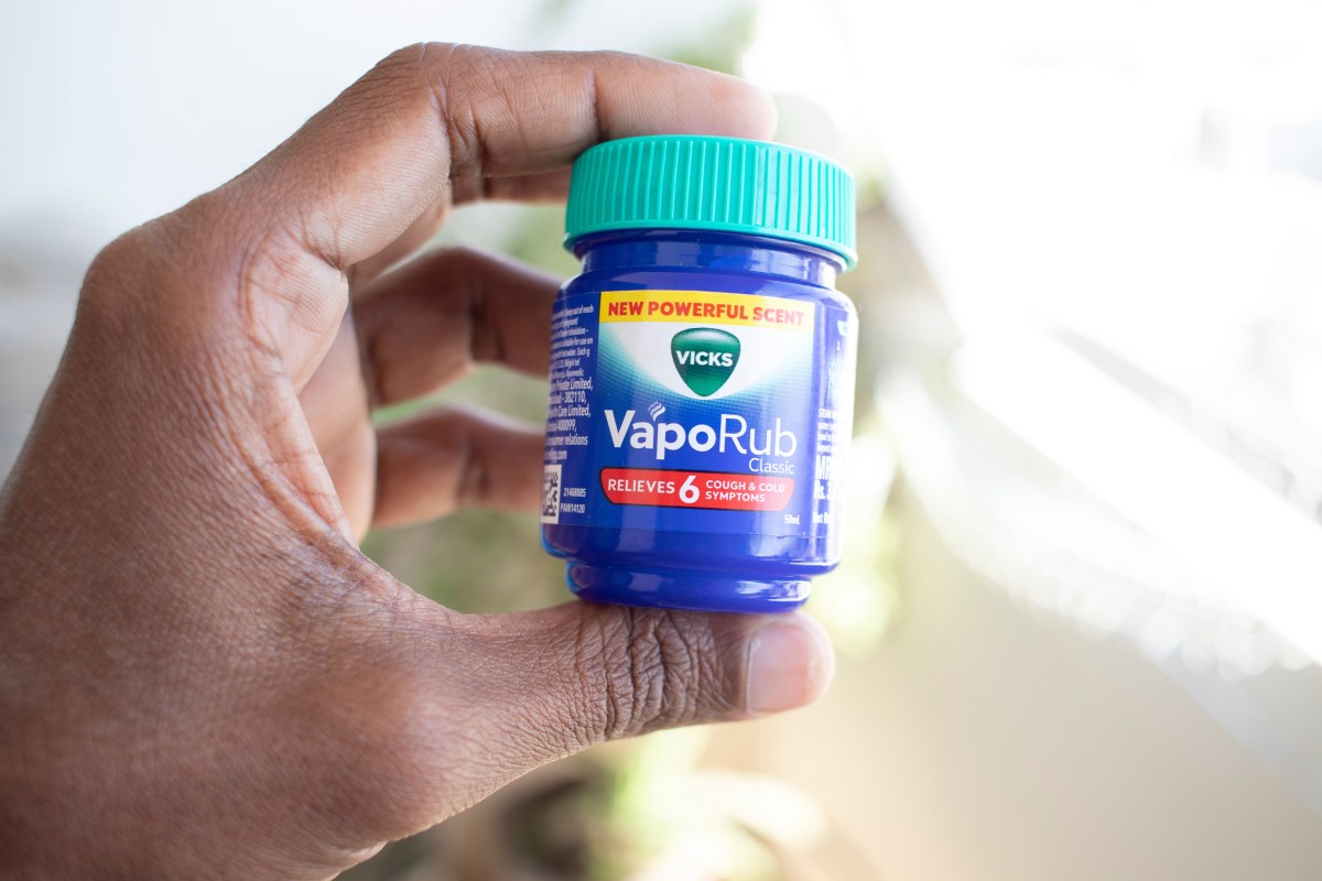 Vicks VapoRub para aliviar las picaduras de mosquitos: ¿Realmente funciona?