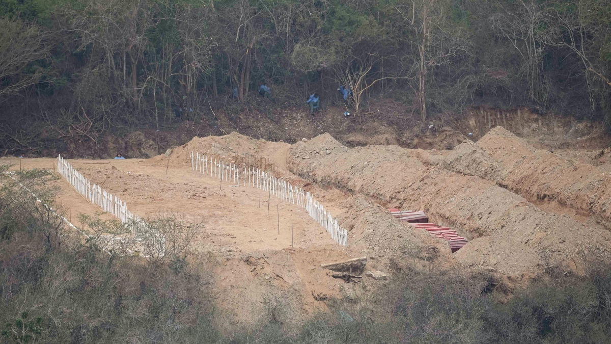 “Es demasiado doloroso”: entierran cientos de cuerpos sin identificar en Venezuela