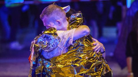 Una mujer muerta y al menos 29 heridos en la Marcha del Orgullo en Berlín después de que un vehículo arrollara a la multitud