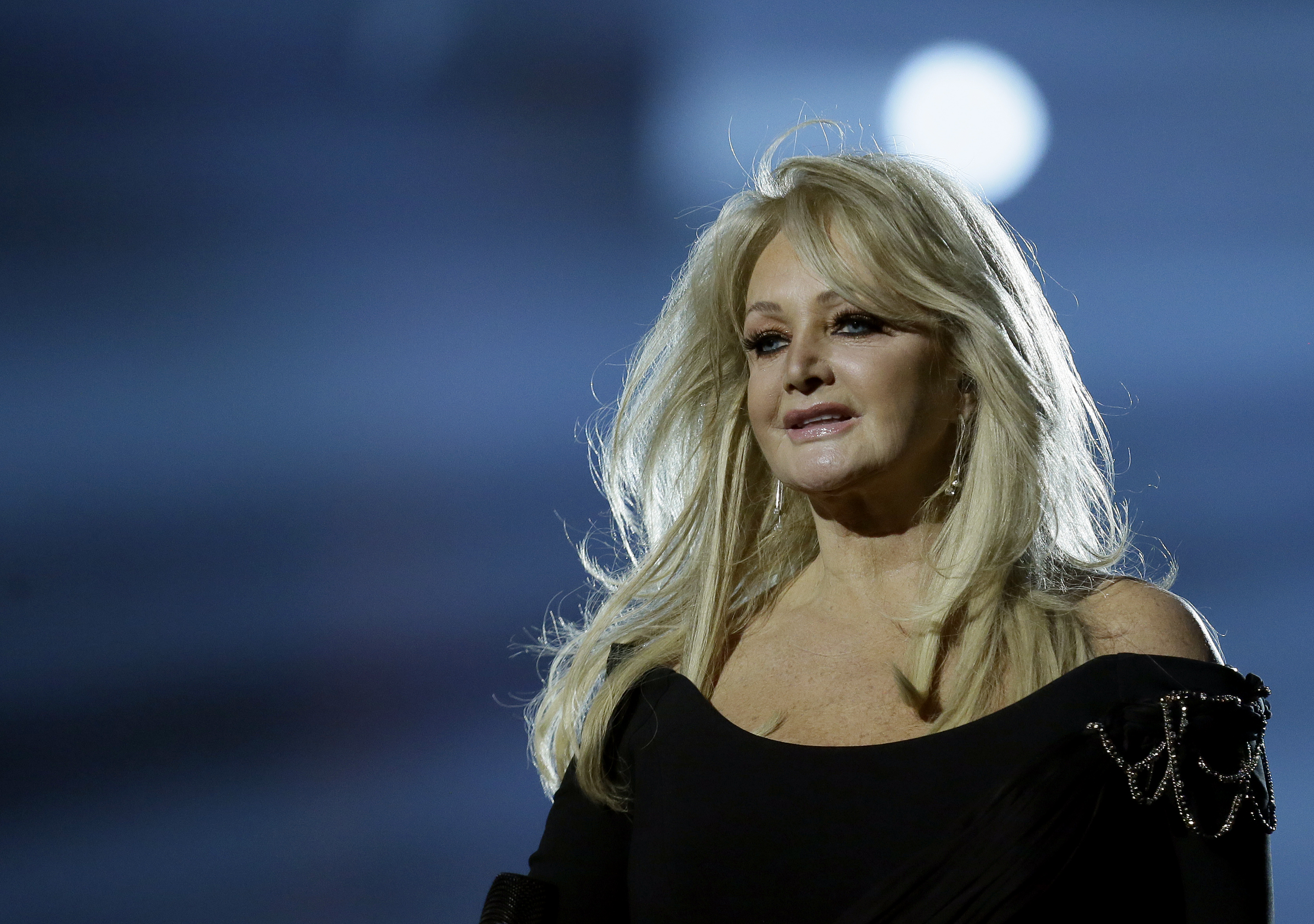 Muere Bonnie Tyler, cantante detrás del éxito ochentero "Total Eclipse of the Heart"