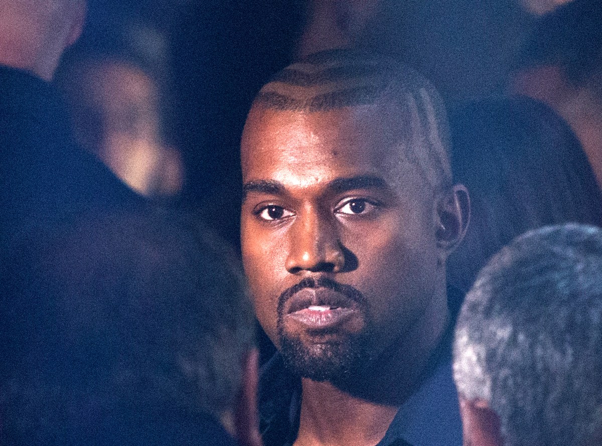 Kanye West llega a acuerdo con exempleada tras demanda por presunto acoso sexual