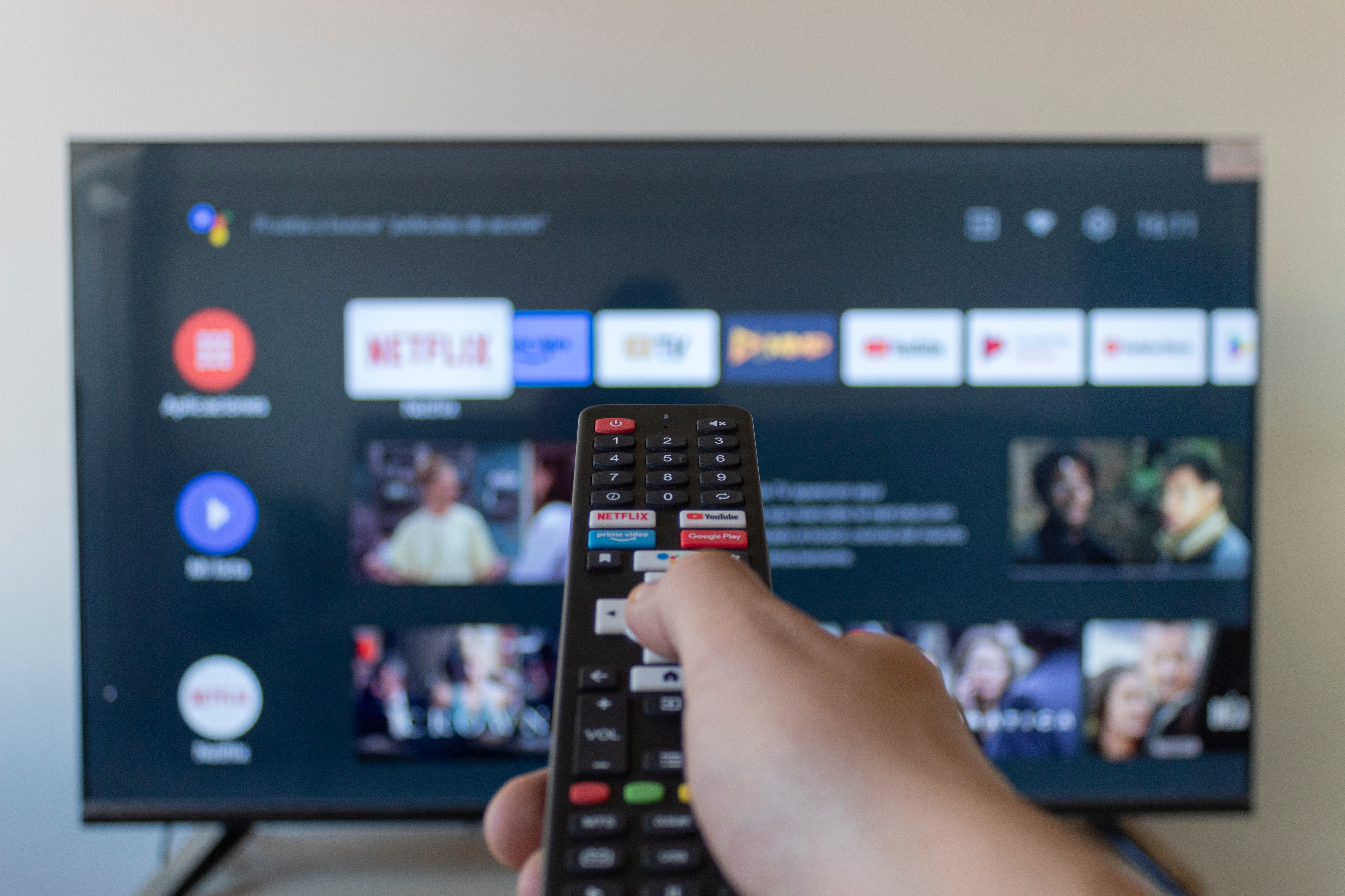 Tu Smart TV se está llenando de basura y probablemente no lo sabías
