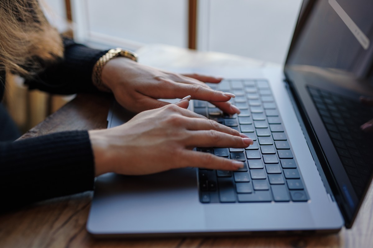 Cómo cambiar tu teclado de Windows a cualquier idioma en segundos