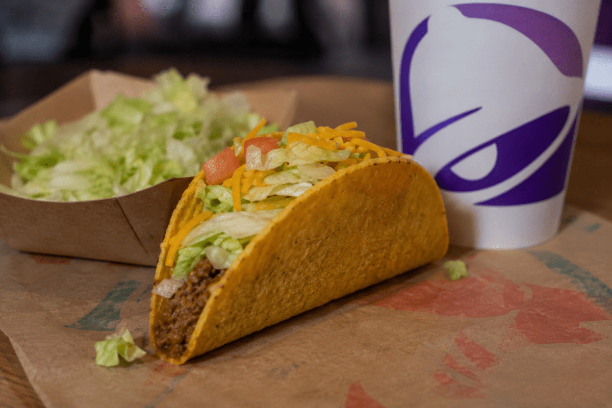 Alerta por Cyclospora en EE.UU.: investigan miles de casos en 45 estados tras el brote ligado a Taco Bell