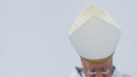 Papa renueva llamado a poner fin a la invasión de Ucrania