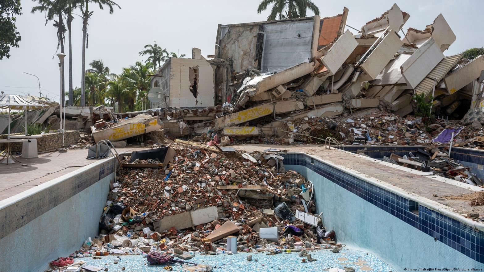 Venezuela supera los 6,500 muertos a dos meses de los terremotos