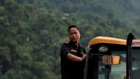 Casi 400 personas desaparecidas tras inundaciones en Nepal