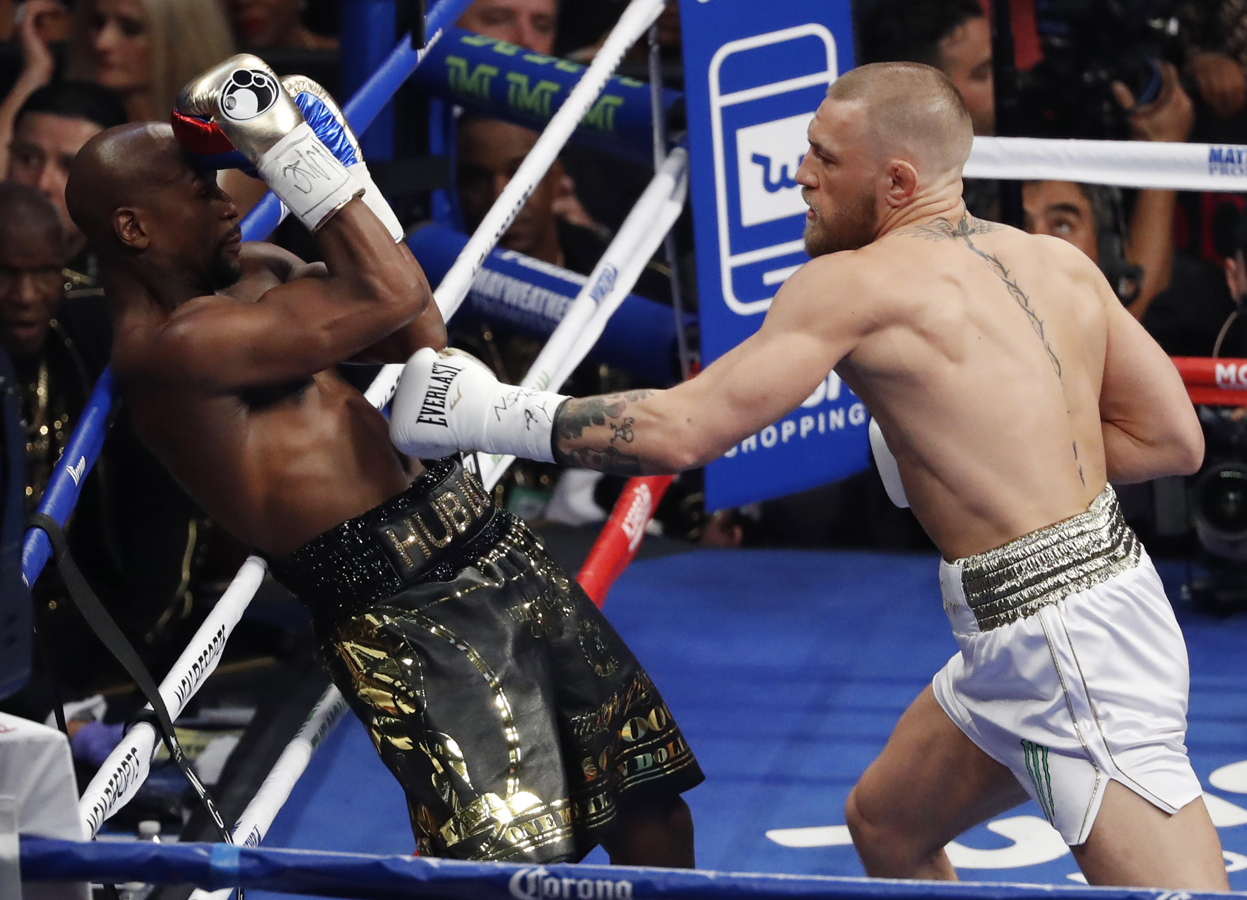 Conor McGregor recibe propuesta de volver al boxeo ante campeón mundial