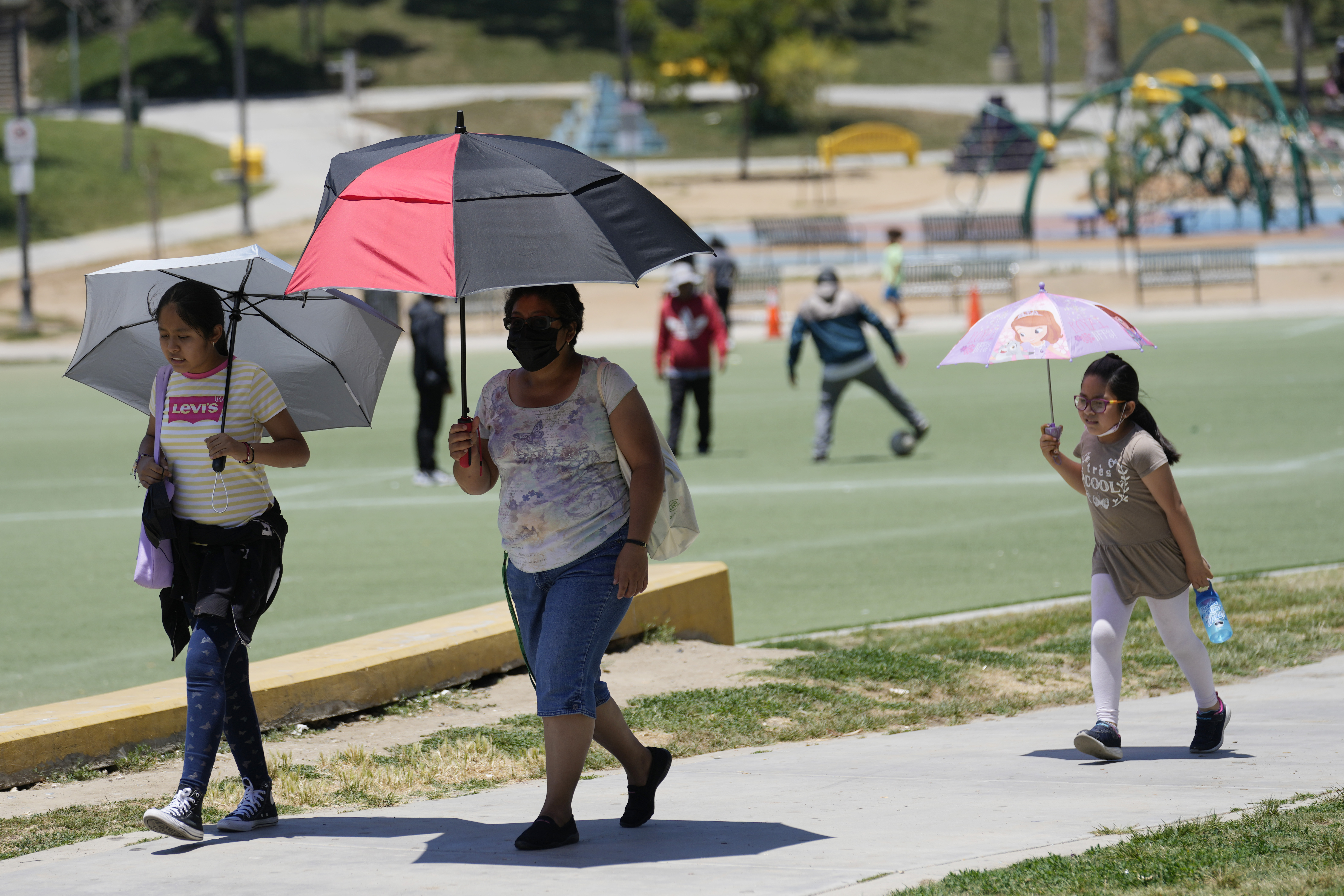 California en alto riesgo de sequía, inundaciones y calor extremo por El Súper Niño