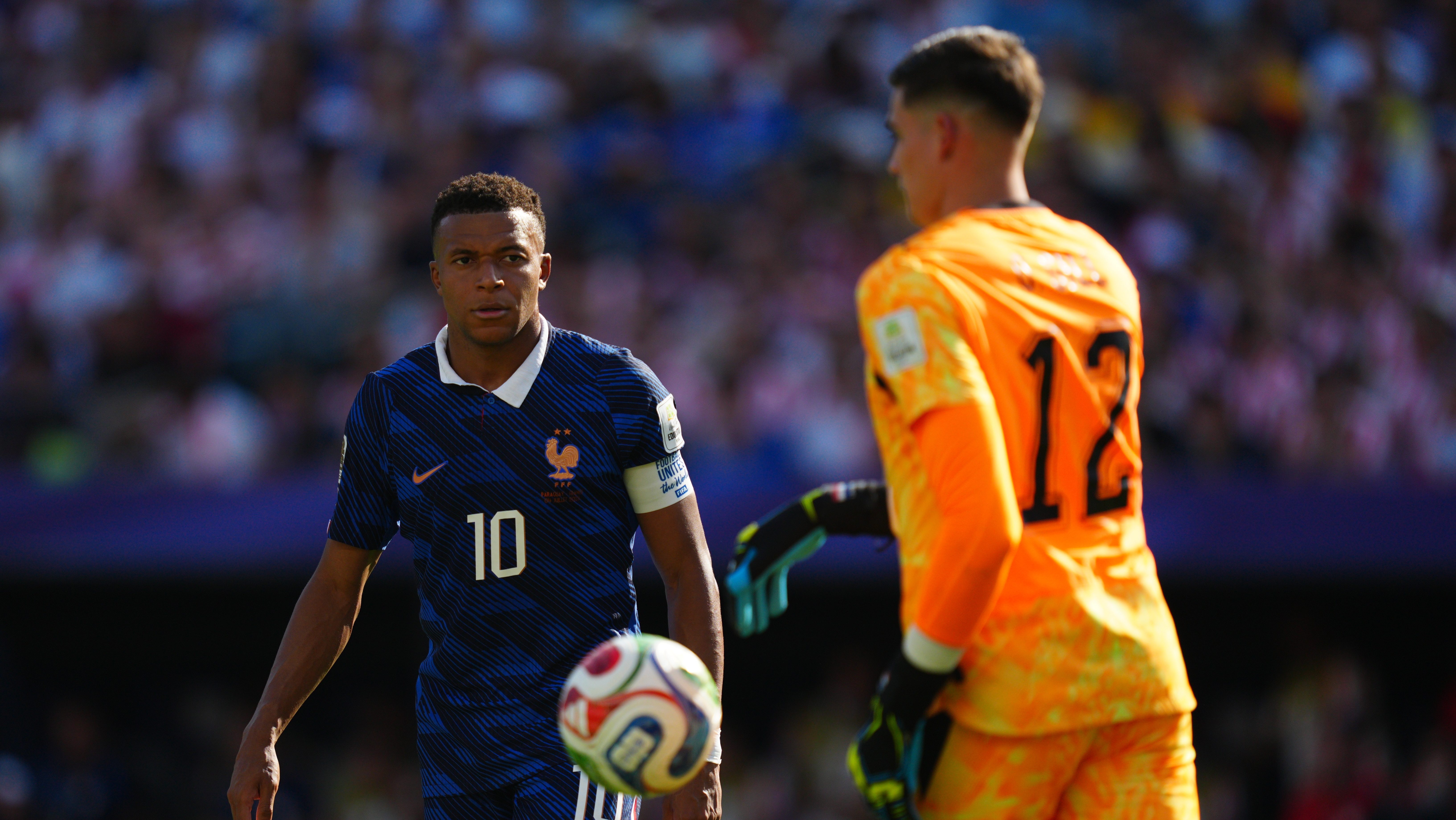 Portero que peleó con Mbappé en el Mundial 2026 ahora jugará con su hermano en Francia