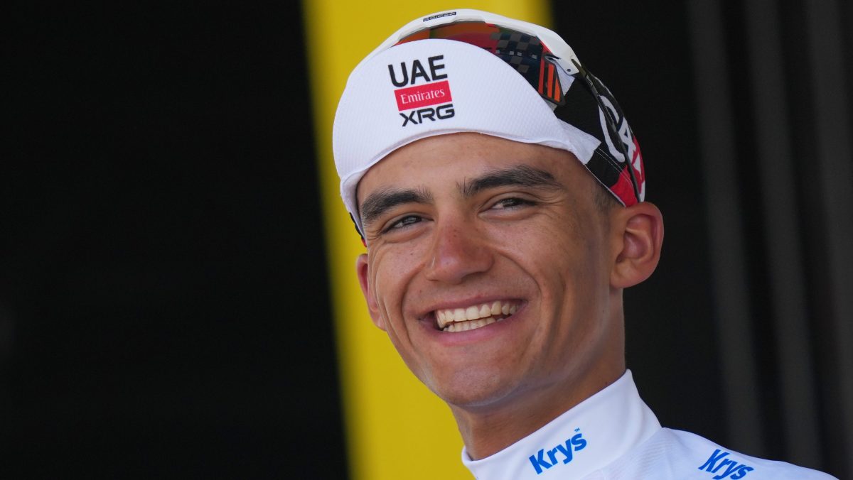 Isaac del Toro arranca con fuerza en Alemania y se lleva el prólogo de la Vuelta