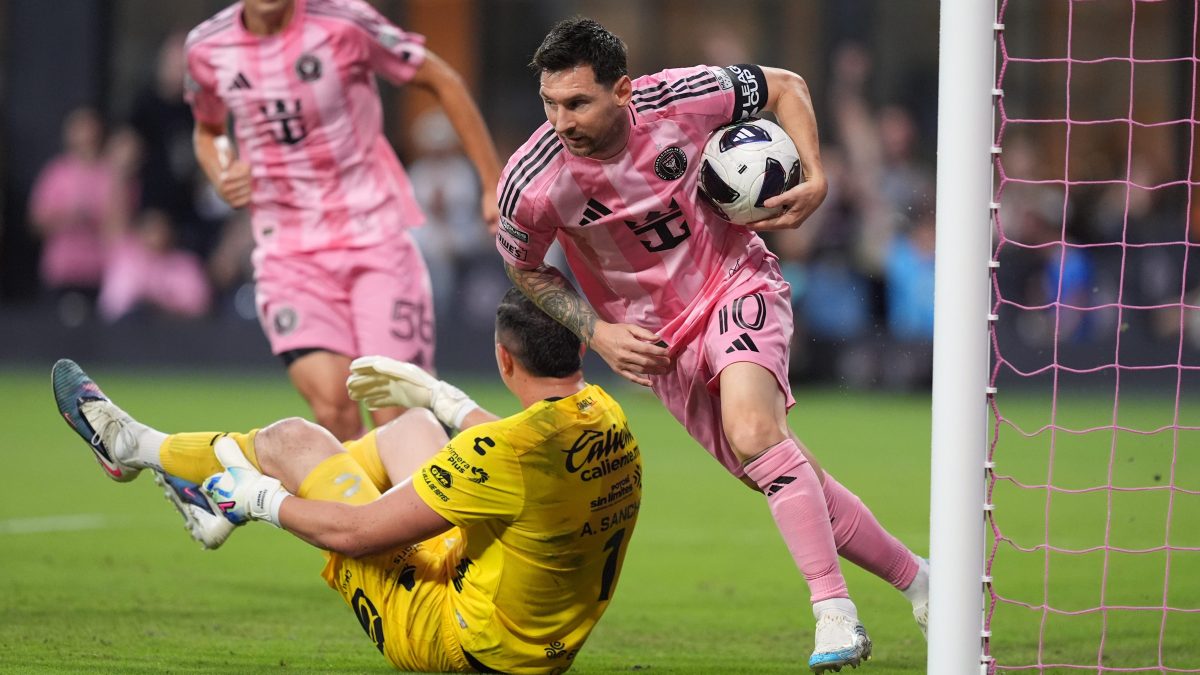 Matías Almeyda bromea con el regreso de Lionel Messi
