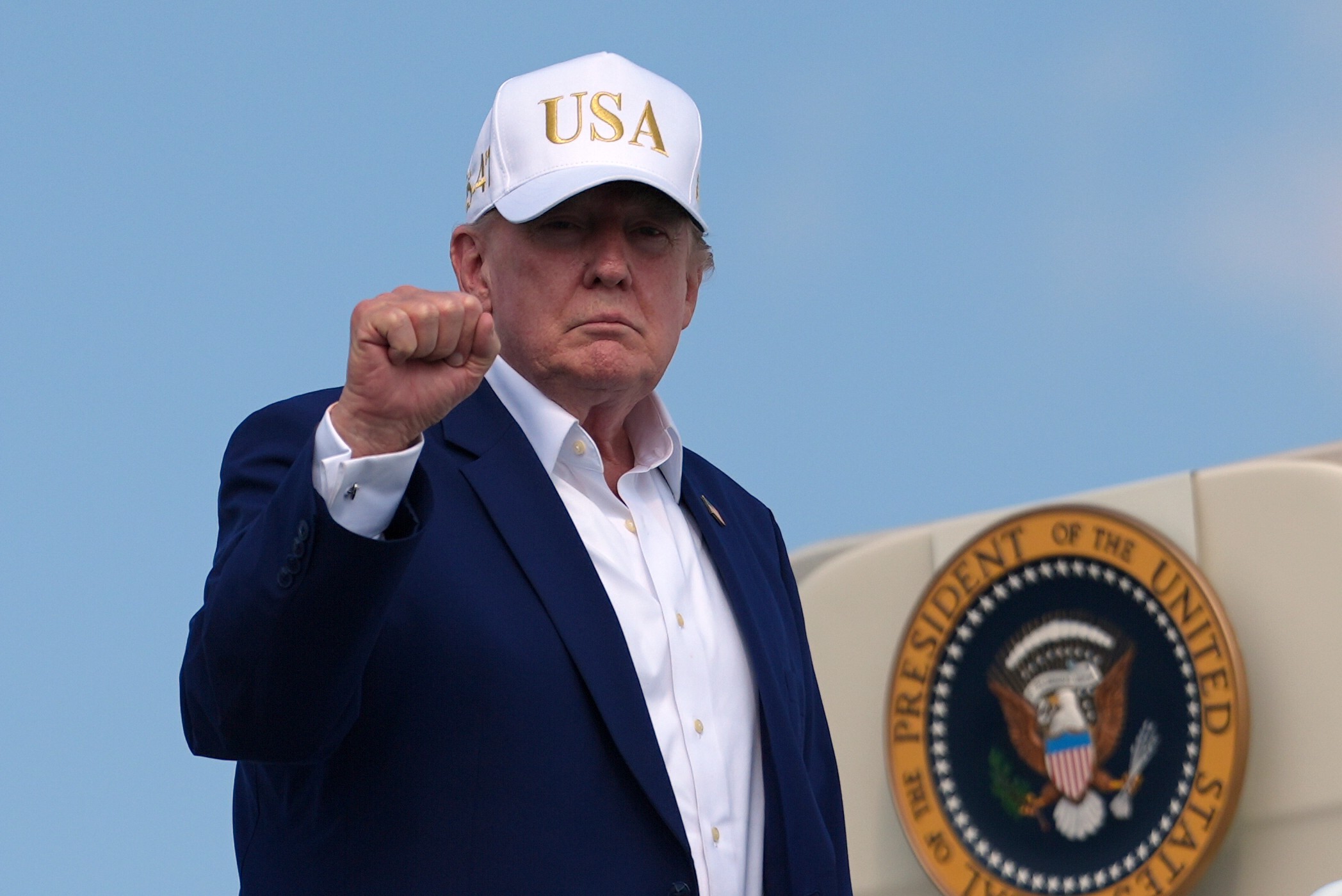 Trump responde a Irán que Estados Unidos también exige una indemnización por daños