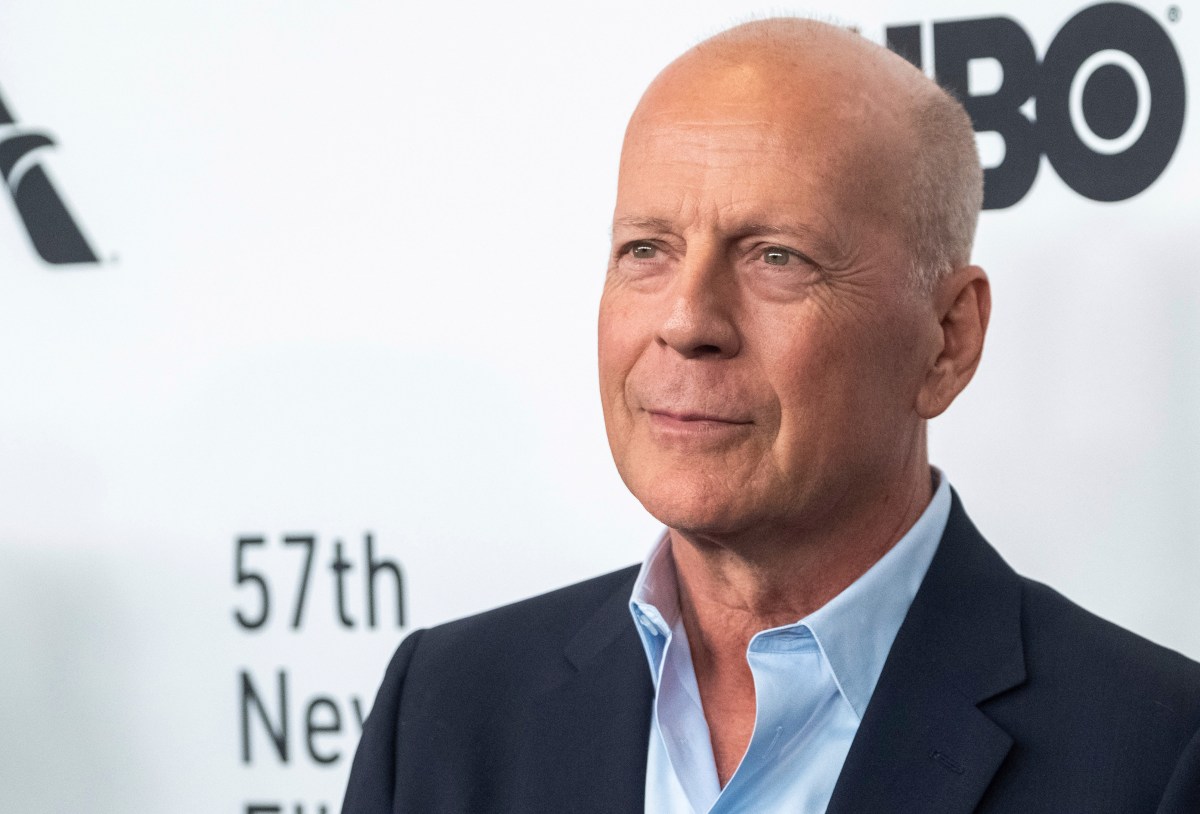 Así fue la reaparición de Bruce Willis en la boda de su hija Tallulah