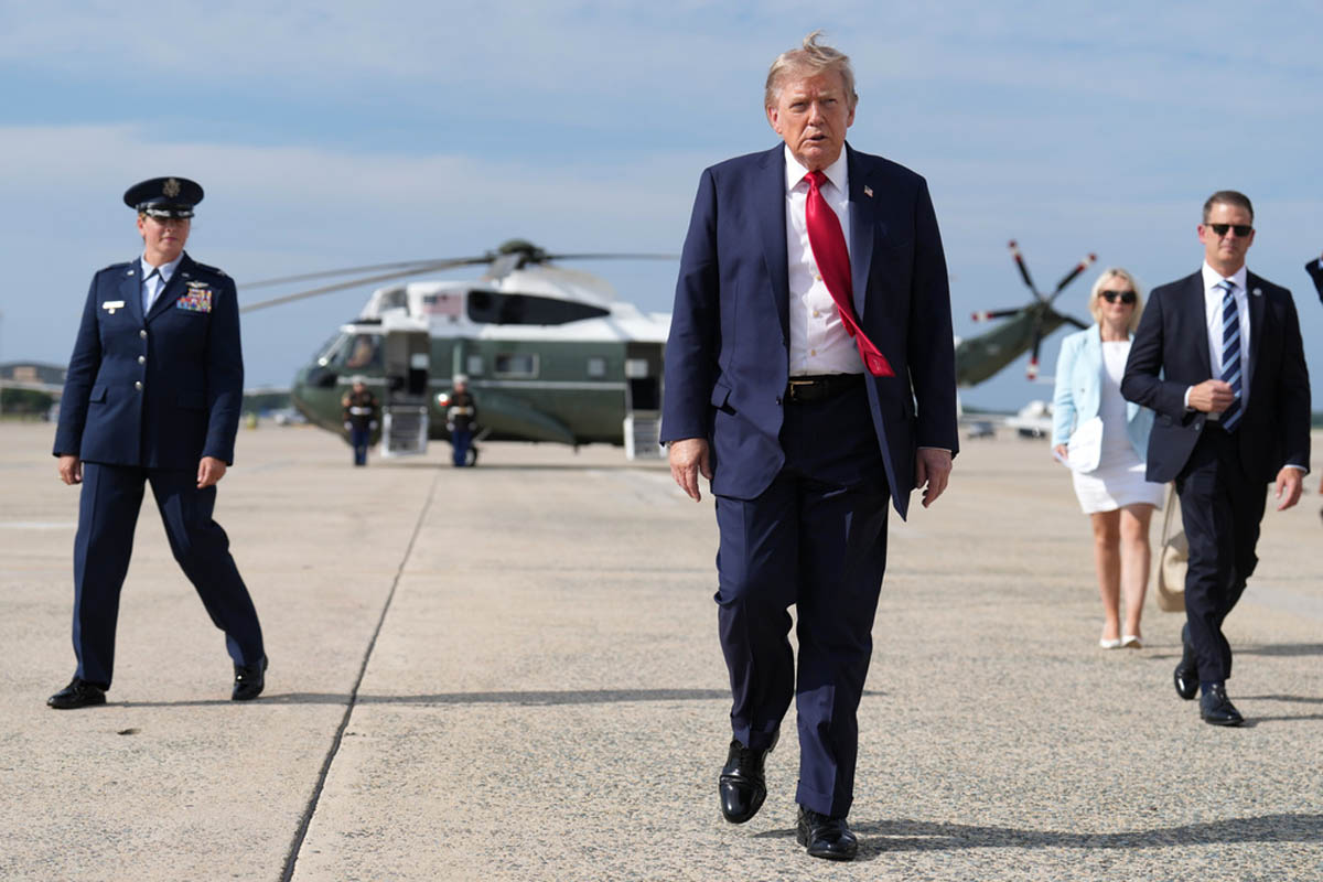 Trump vuelve a tundirle a Canadá y lo define como "uno de los peores países" para negociar acuerdos