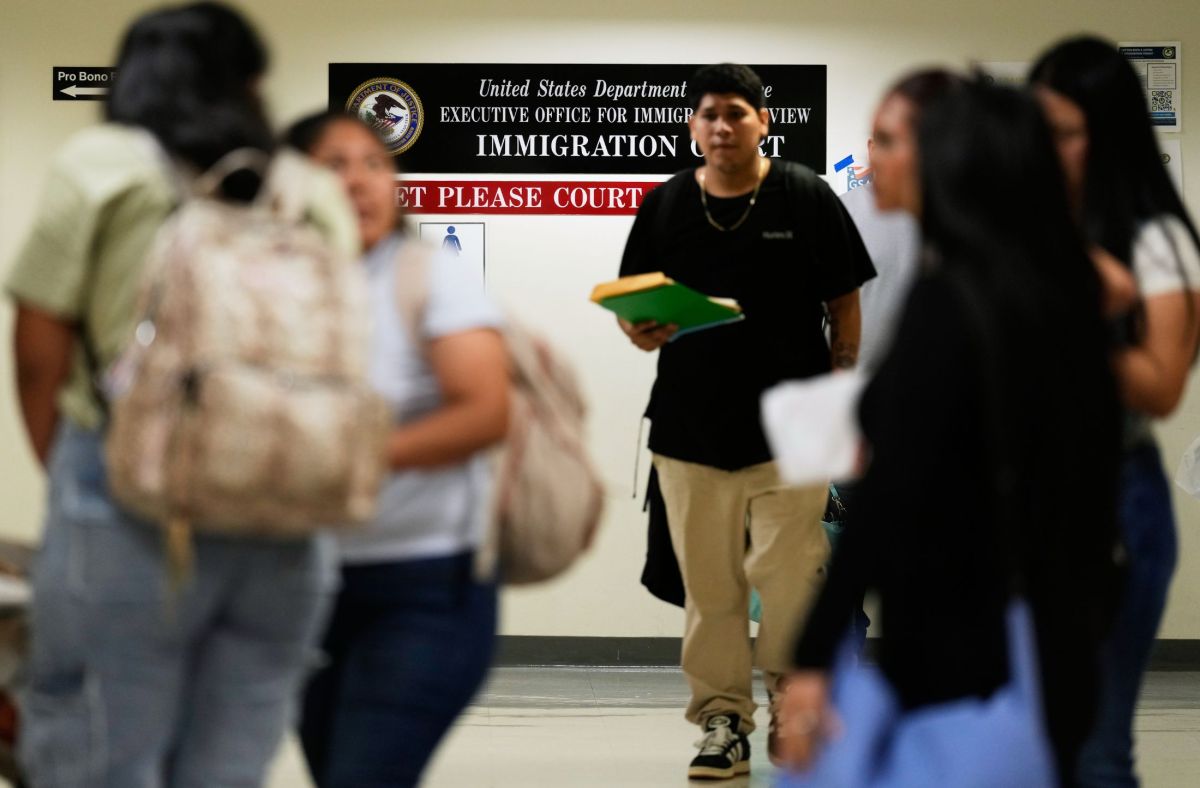 Trump impone $84 mil millones en multas migratorias a más de 103,000 inmigrantes