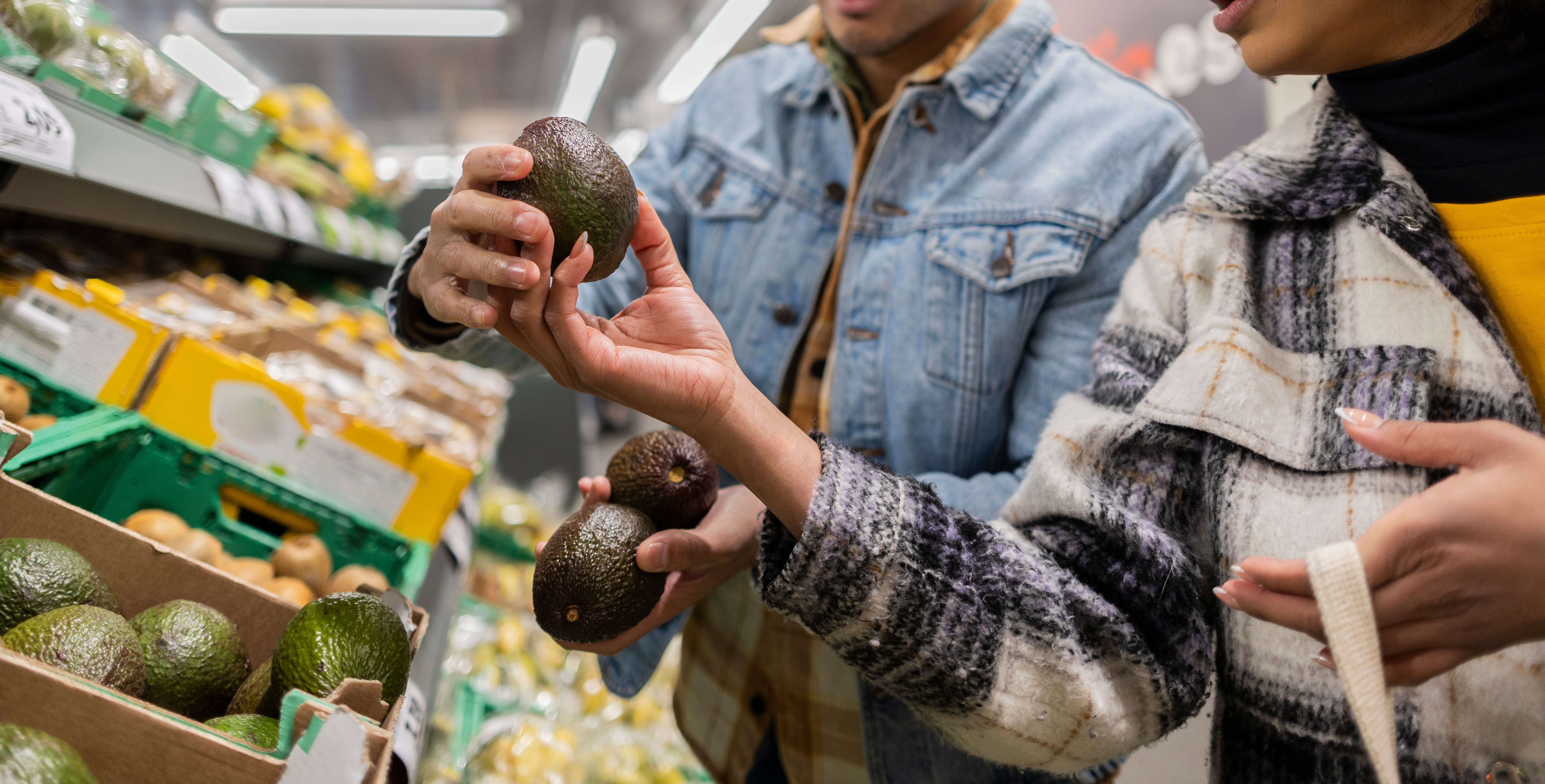 El error que siempre cometes al comprar aguacates y eliges los peores
