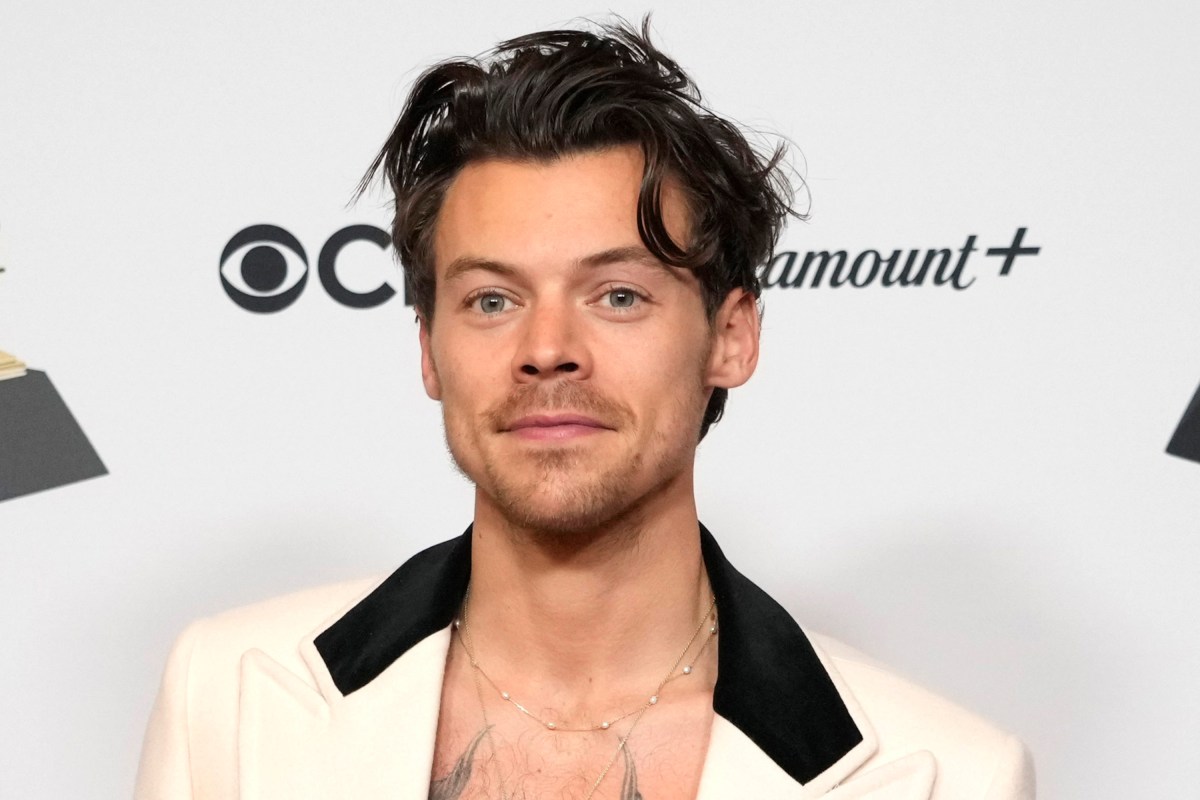 Harry Styles sufrió una fuerte caída durante uno de sus shows en México