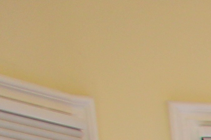 En la foto se observa la camilla donde Sam Paz pasó gran parte de sus días de enfermedad, en la oficina de su casa que era su despacho jurídico.