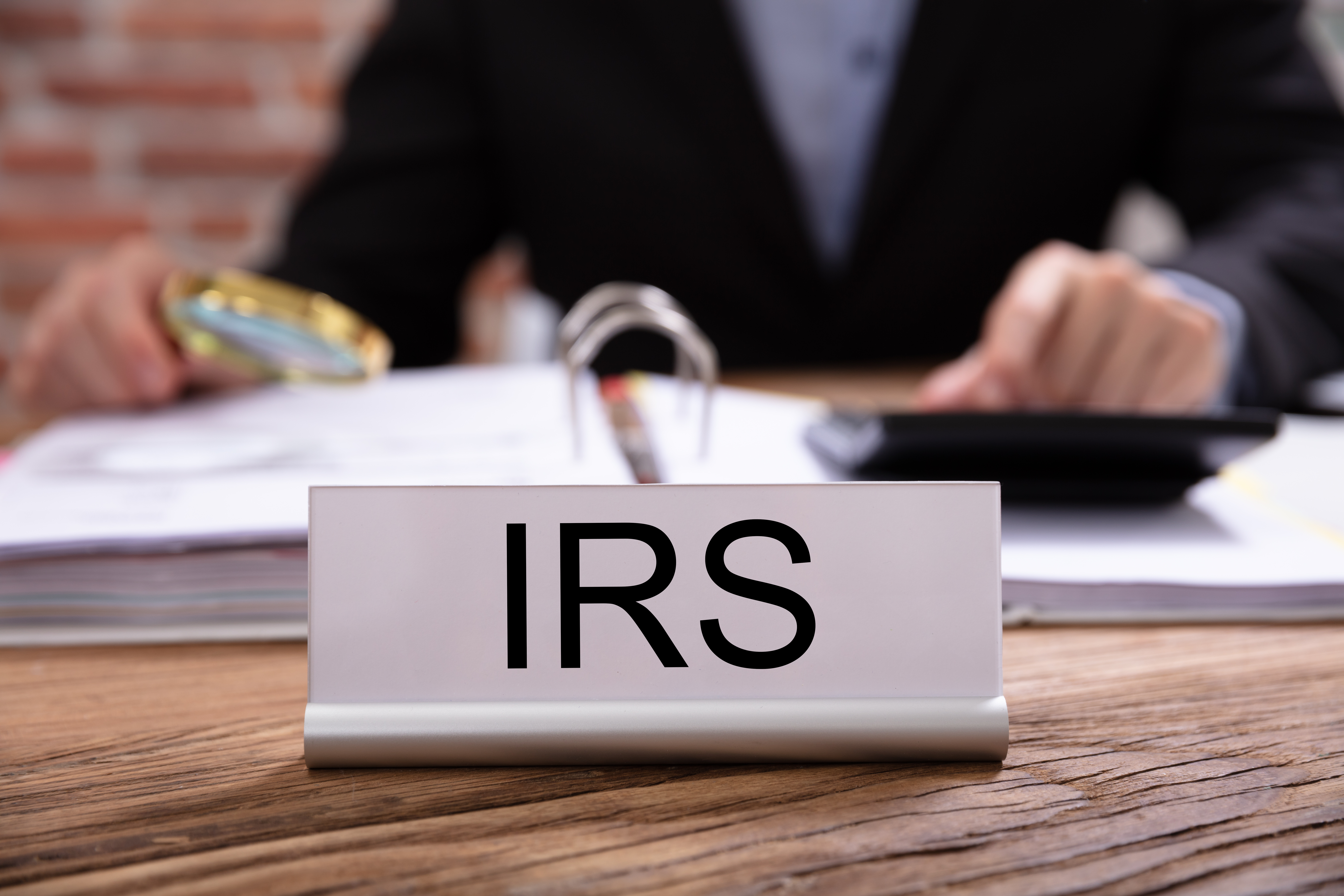 4 deducciones del IRS que podrían meterte en problemas