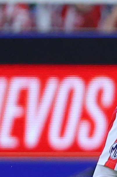 Zapopan, Jalisco, 18 de julio de 2026. Armando González, durante el partido correspondiente a la jornada 1 del torneo Apertura 2026 de la Liga BBVA MX, entre las Chivas Rayadas del Guadalajara y los Diablos Rojos del Toluca, realizado en el estadio Akron. Foto: Imago7/ Juan Carlos Cubeyro