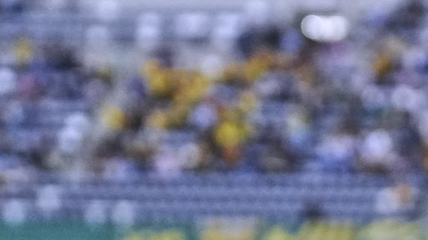 Óscar Perea celebra el segundo tanto de América.
