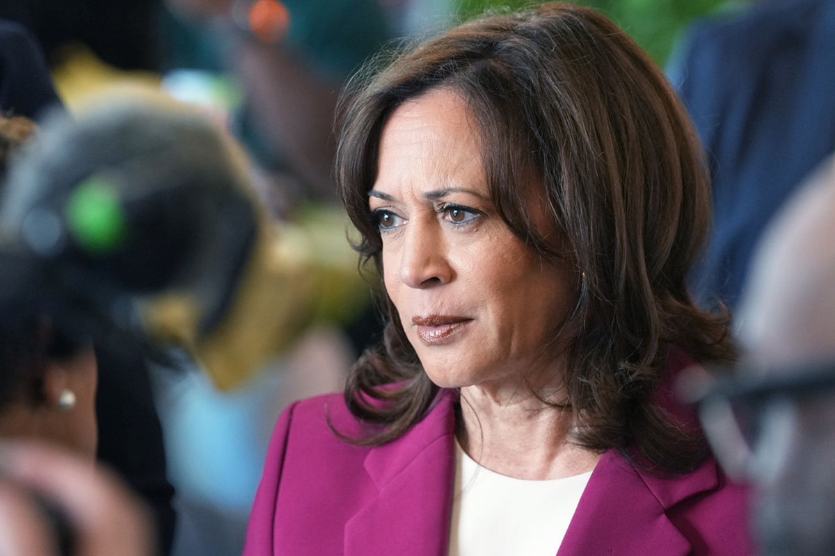 "Kamala Harris ya no es relevante, tuvo su oportunidad y la desaprovechó", asegura John Kennedy
