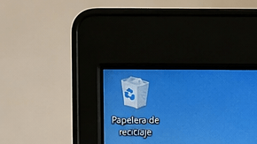 Las líneas negras en la pantalla de tu laptop pueden ser una señal de una falta de actualización