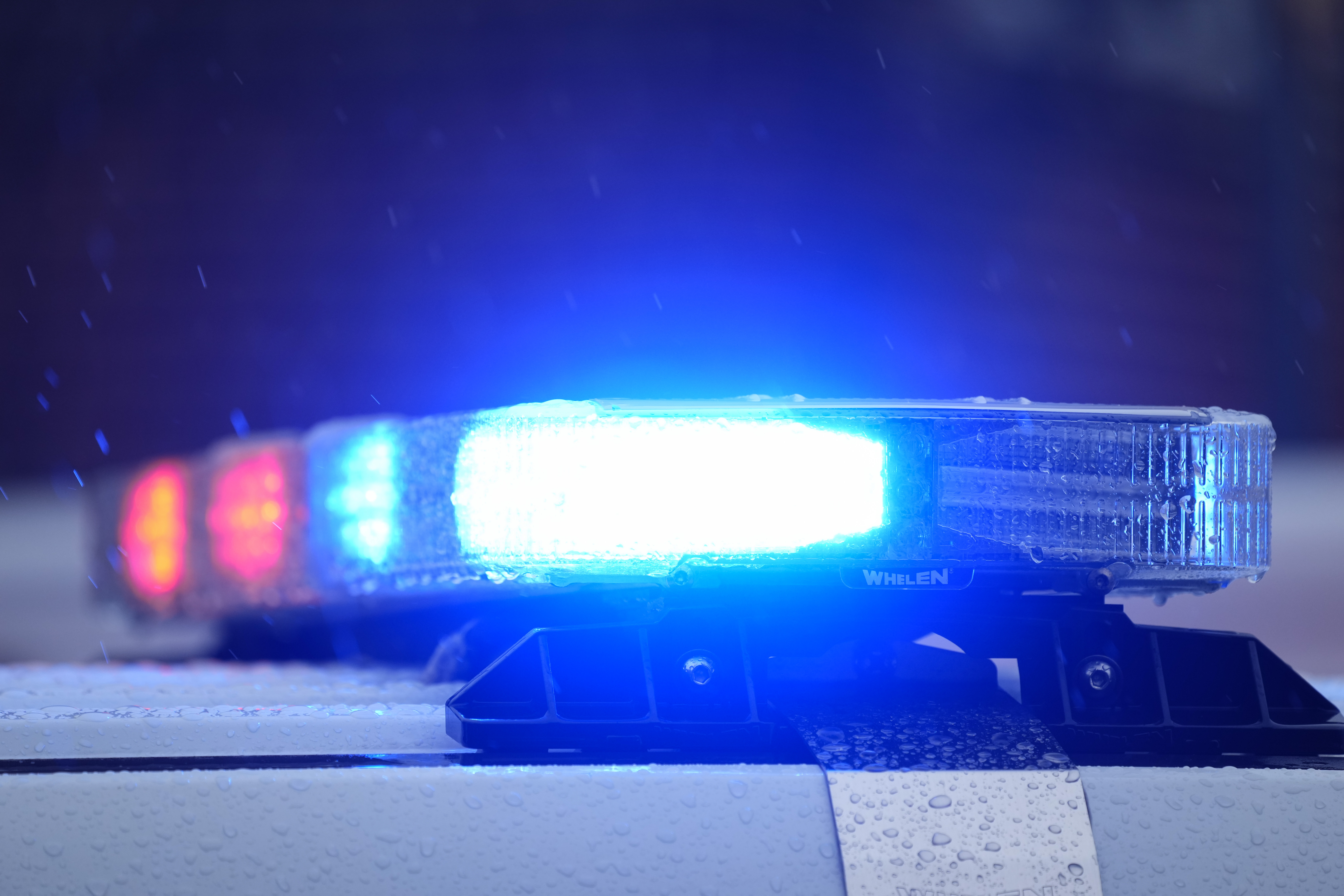 LAPD investiga dos asaltos en residencias de Los Ángeles