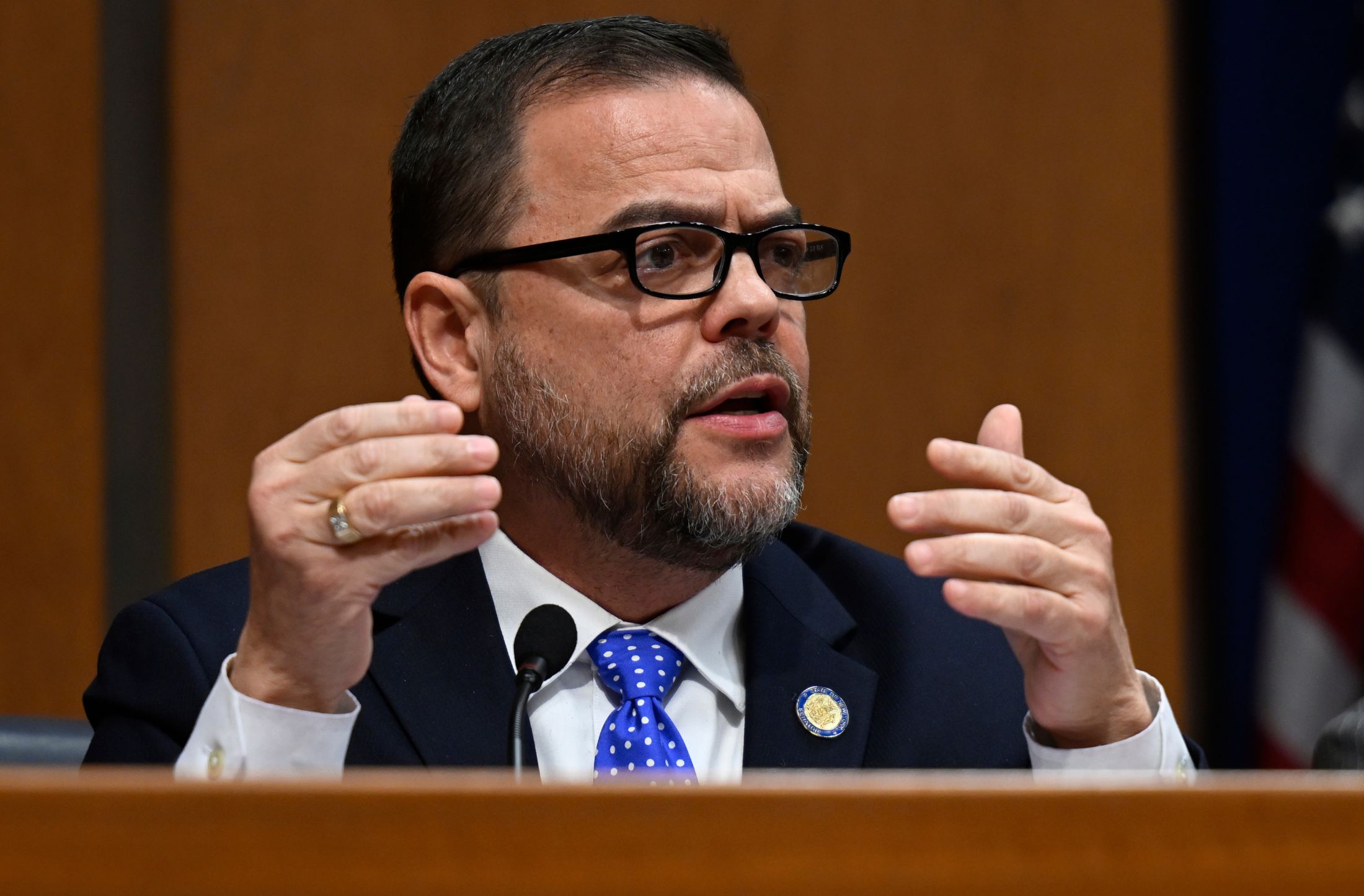 Senador de NY dice que Trump es “el más corrupto” y va camino a ser un “dictador”