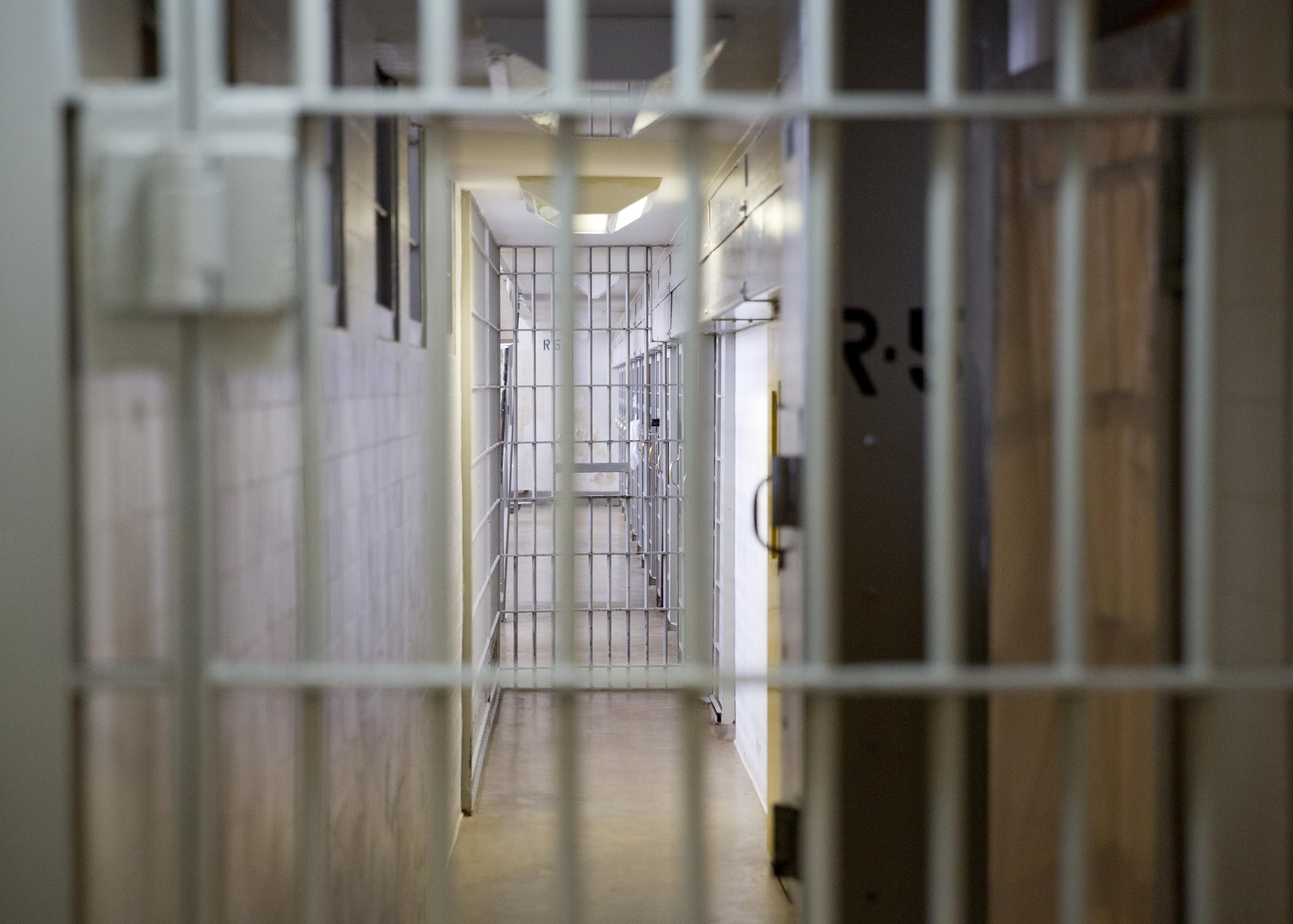 Mujer se declara no culpable de complot de asesinato de su exmarido en Los Ángeles