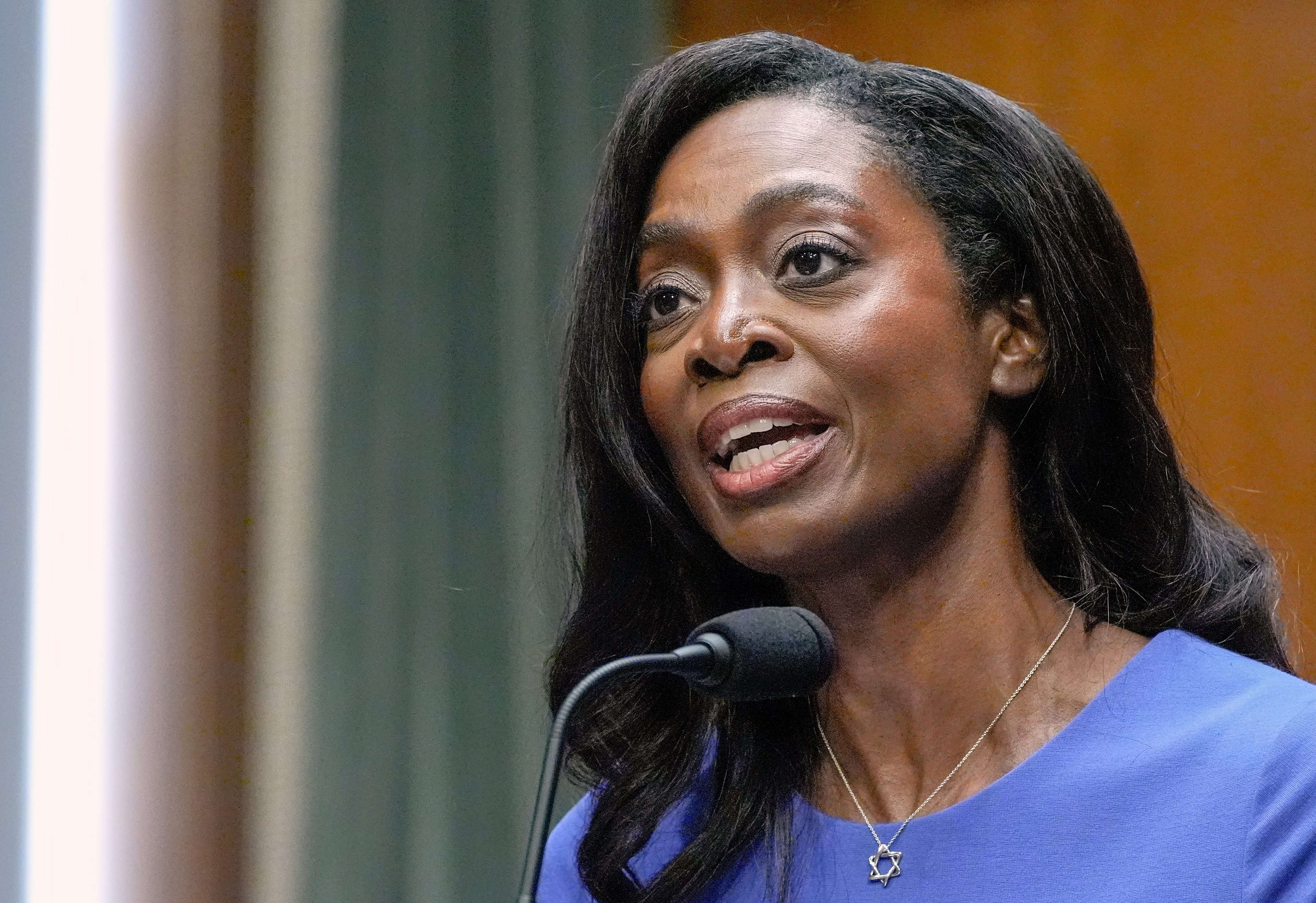 Senado confirma a Erica Schwartz como directora de los CDC