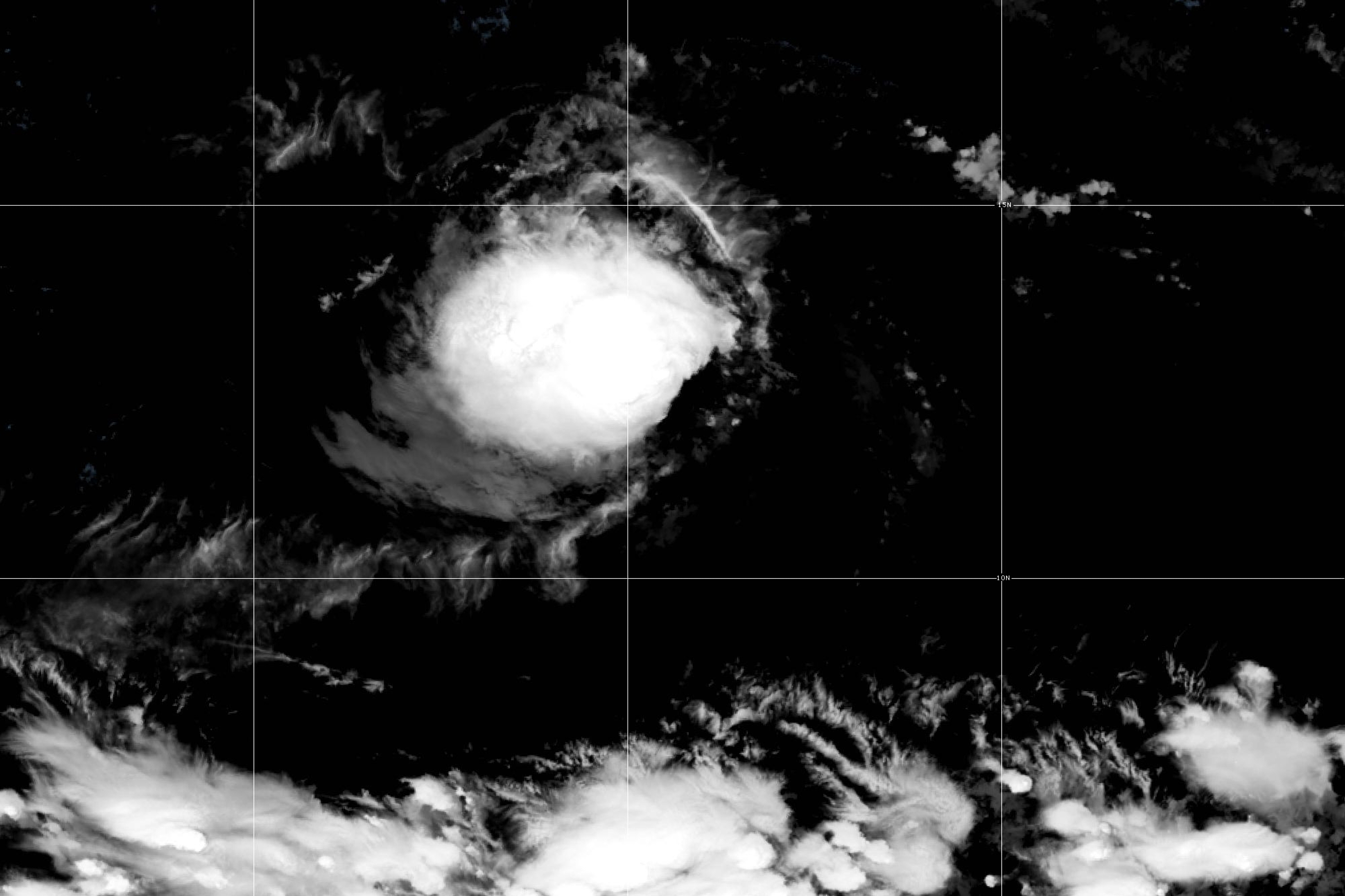 Sistema tropical al sur de California podría convertirse en huracán