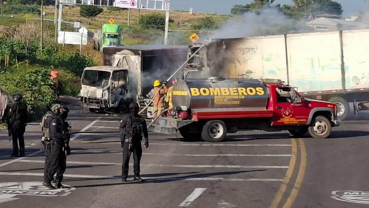 Los violentos "narcobloqueos" que paralizaron Michoacán durante un operativo contra el CJNG