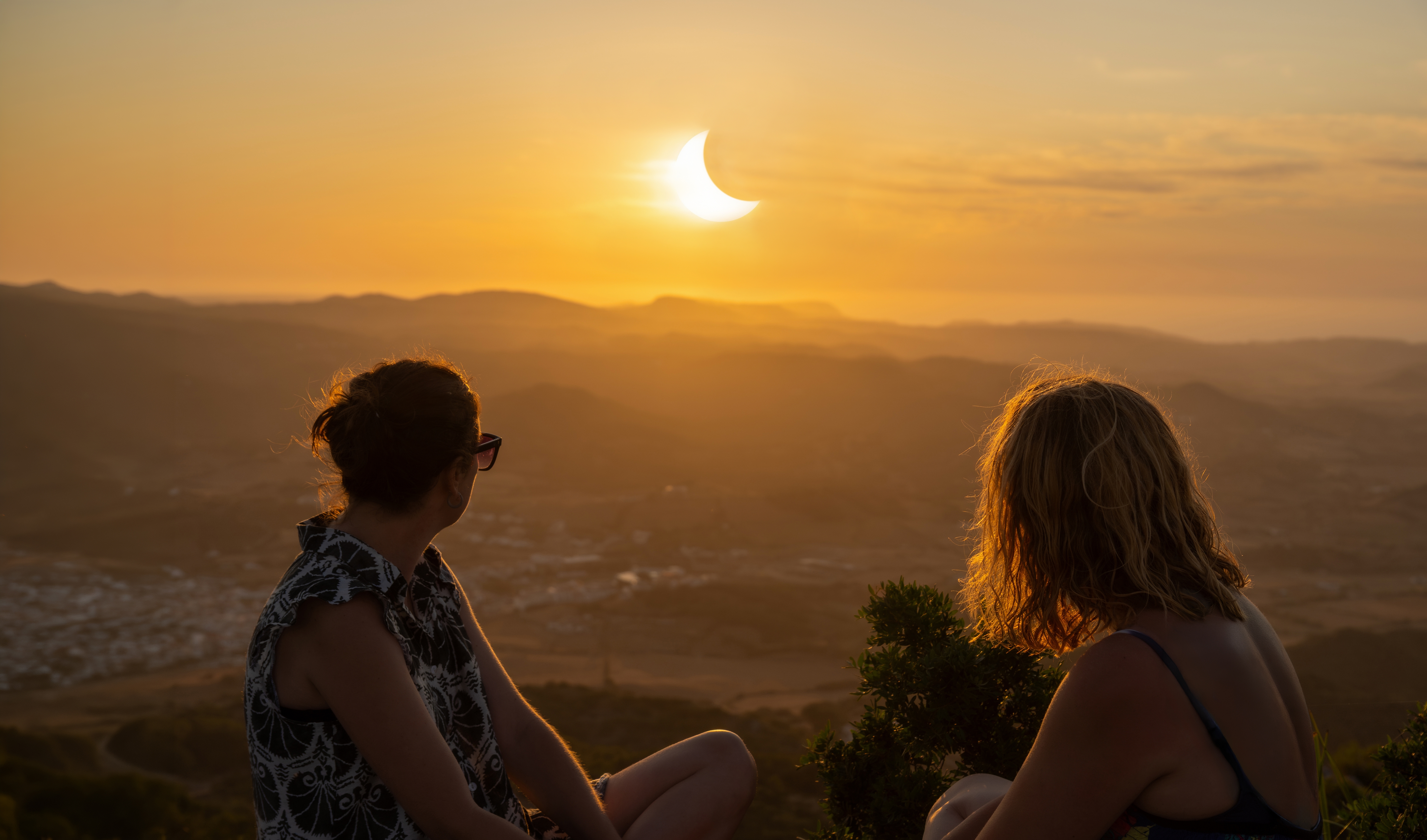 Qué pasará con los 3 signos más afectados por el eclipse solar de agosto 2026