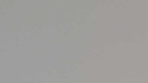 Según documentos judiciales, el hombre habría dejado a la bebé sin supervisión mientras acudía a un lugar conocido por el consumo de drogas.