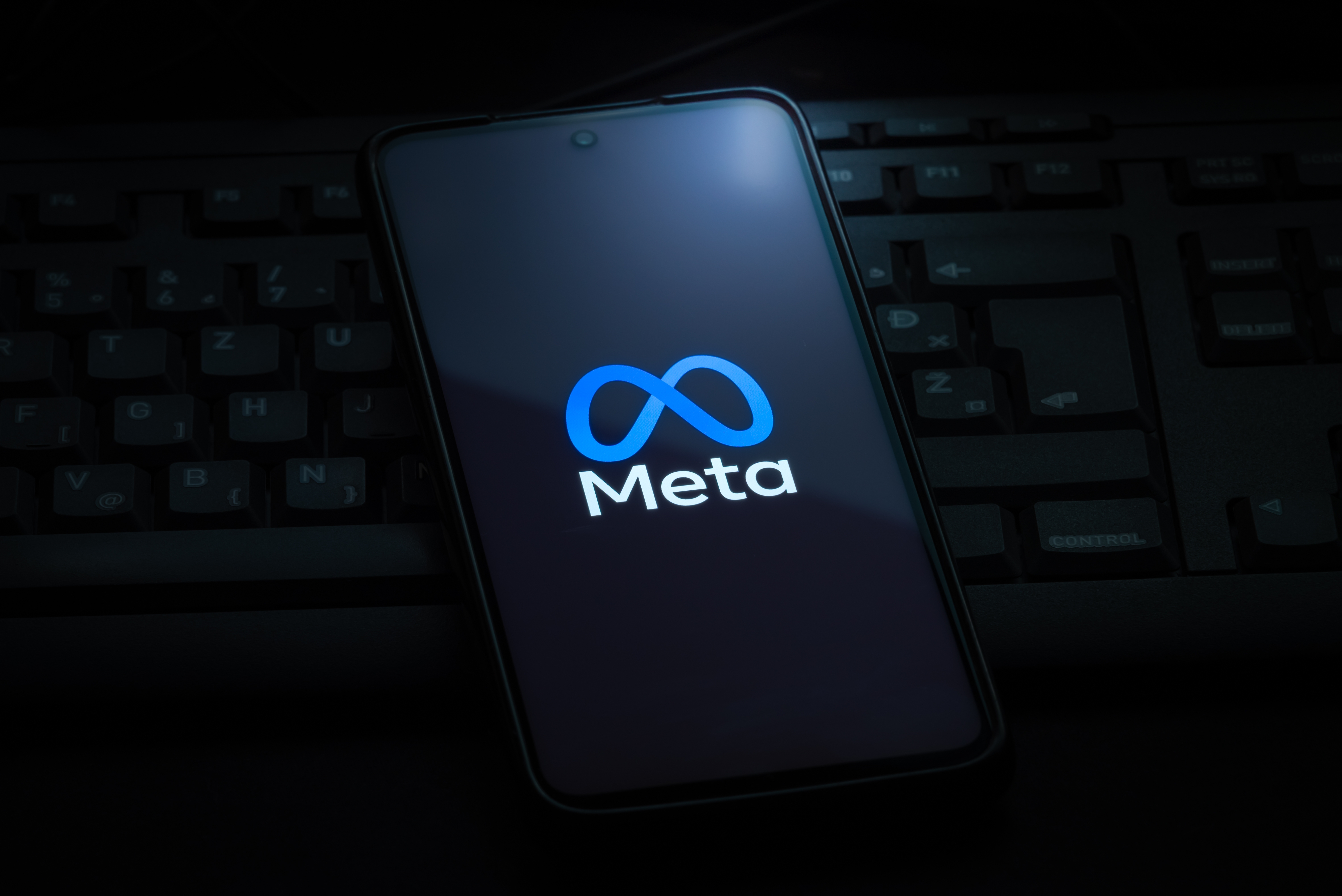 Muse Glimmer: Meta apuesta todo al código abierto con su nuevo modelo de IA