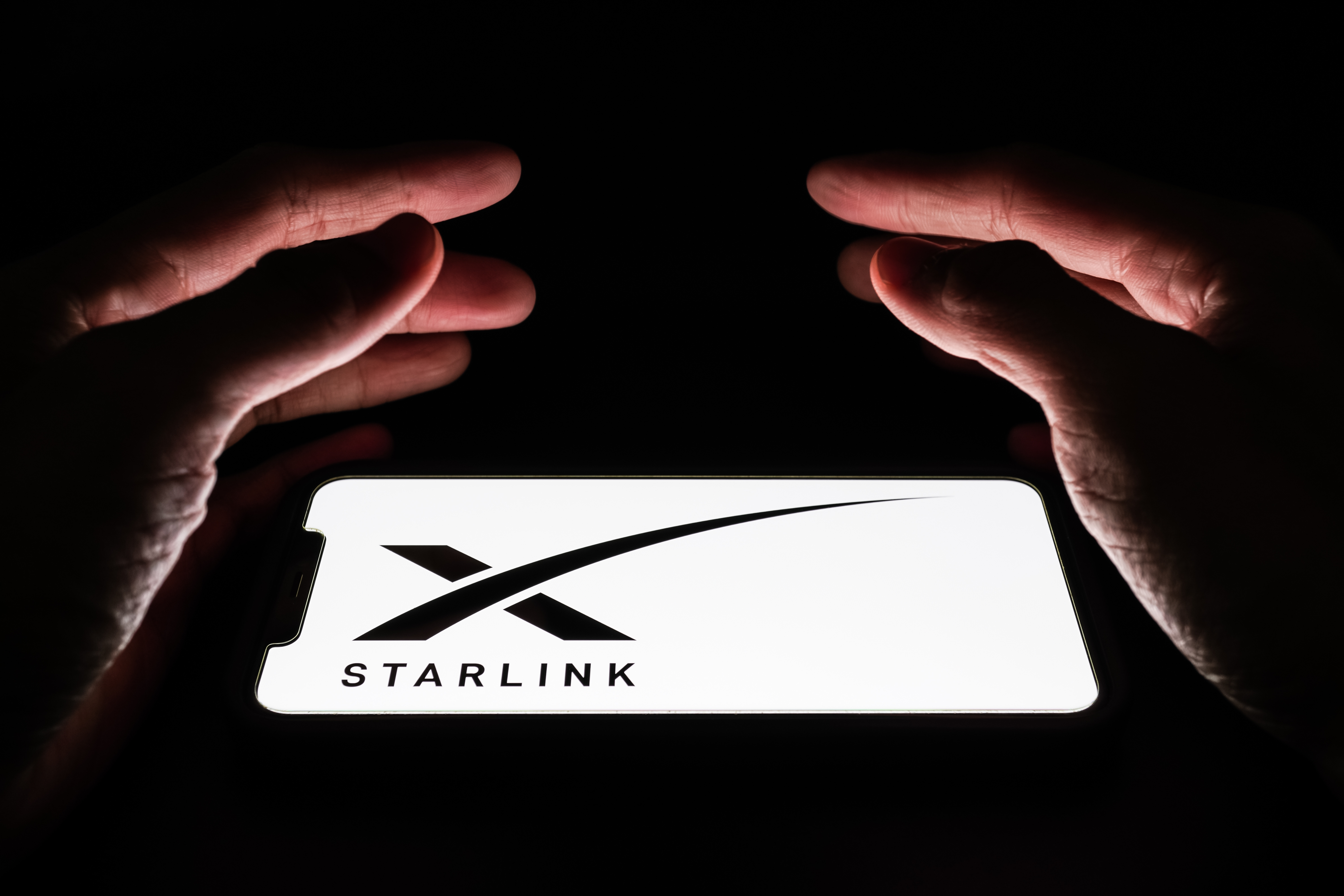 Elon Musk promete que Starlink tendrá casi 100 veces más ancho de banda con sus nuevos satélites