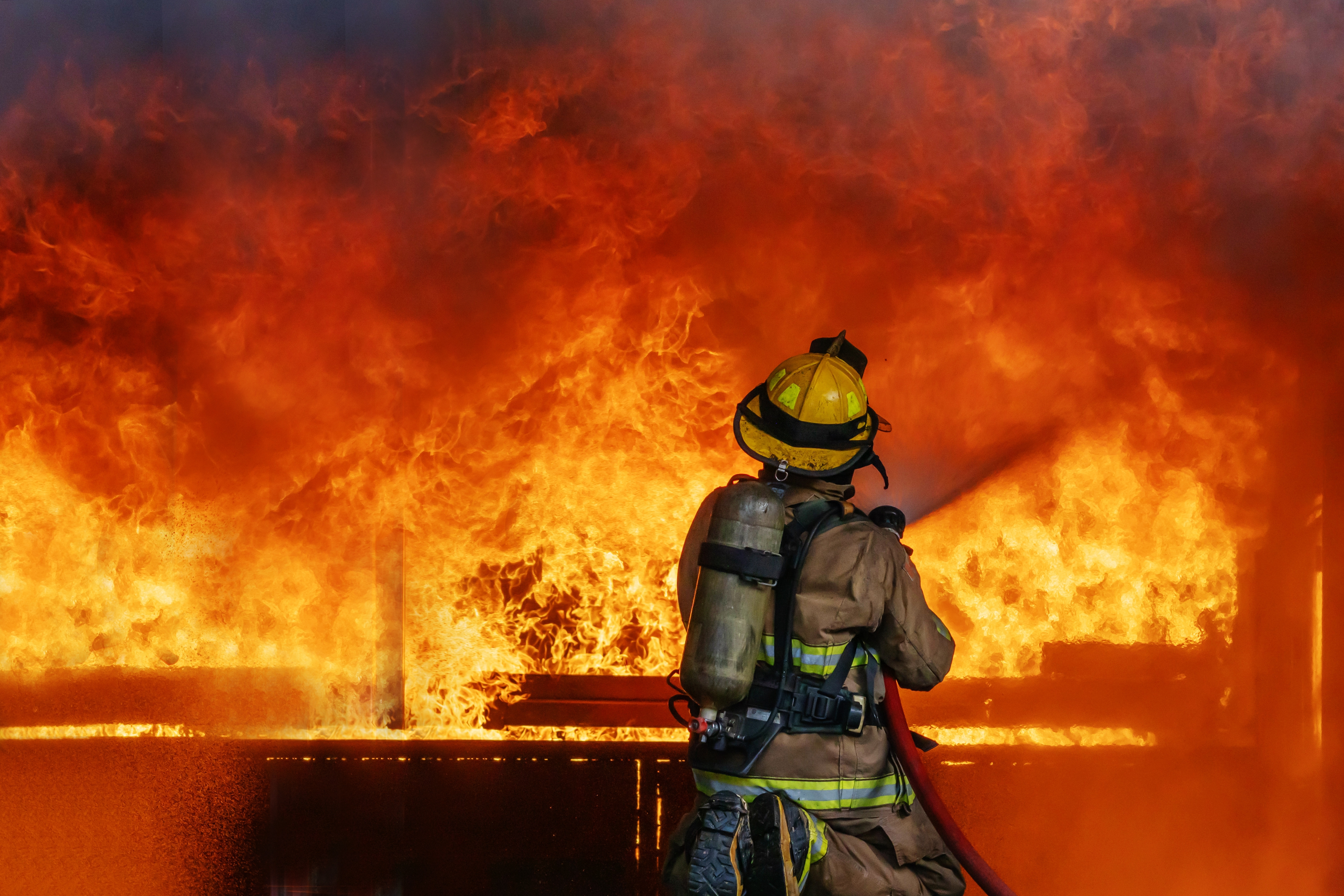 Explosiones sacuden una planta industrial en Ohio: dos personas están desaparecidas