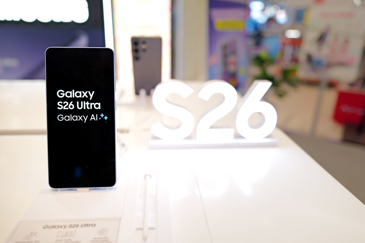 Tu Samsung Galaxy S Ultra puede convertirse en una mini PC con monitor, teclado y mouse