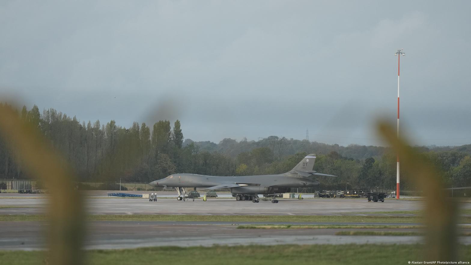Reino Unido libera a sospechosos de complot contra base militar británica utilizada por EE.UU.