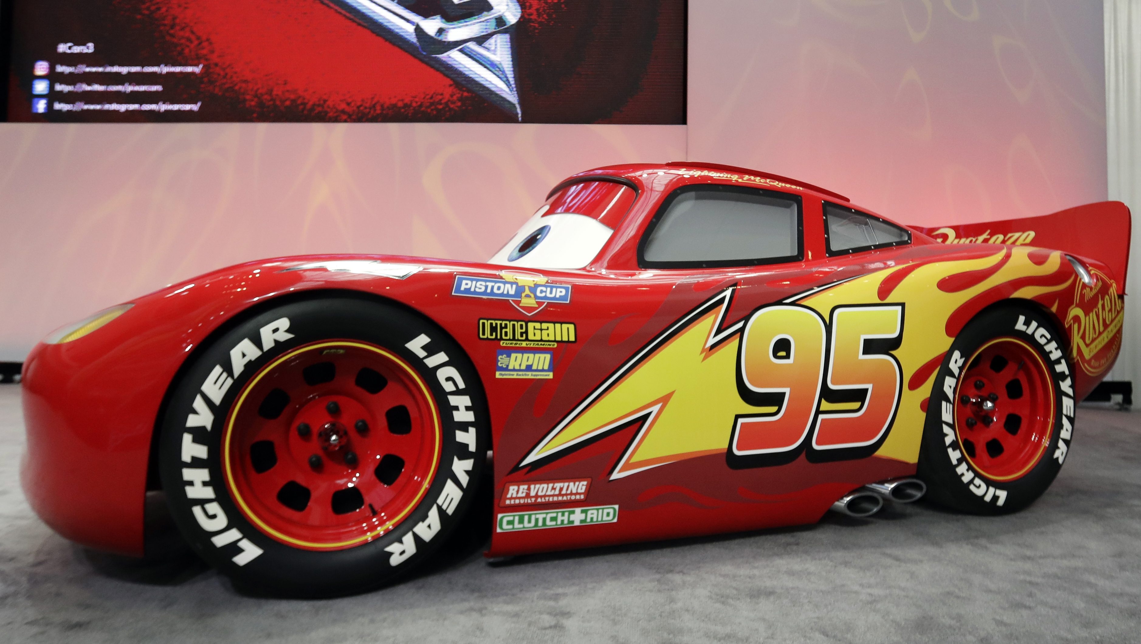 Rayo McQueen llega a la Fórmula 1: el personaje de Cars correrá en el GP de Italia