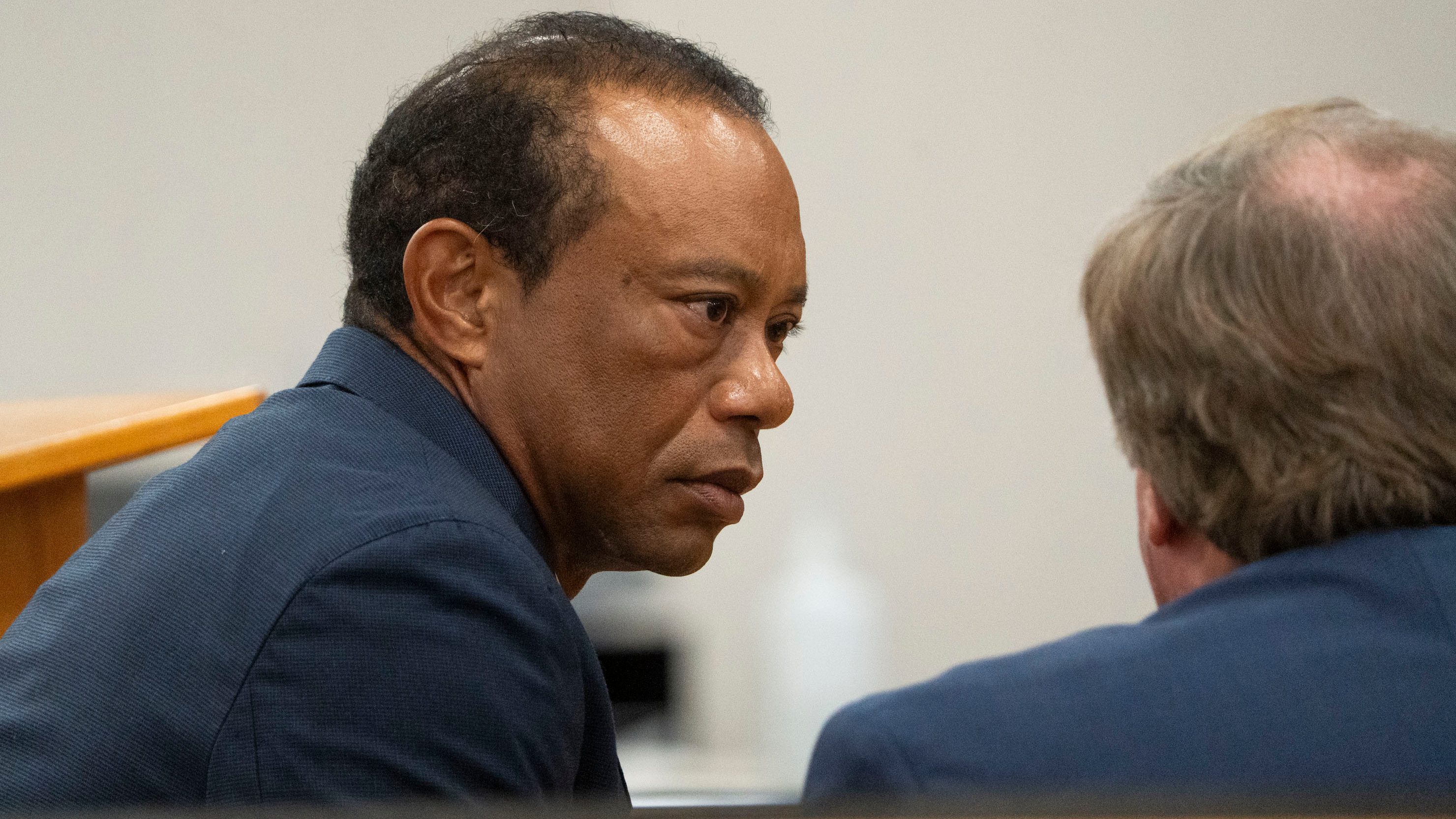 Tiger Woods consiguió un acuerdo que lo libra de la cárcel tras su accidente automovilístico