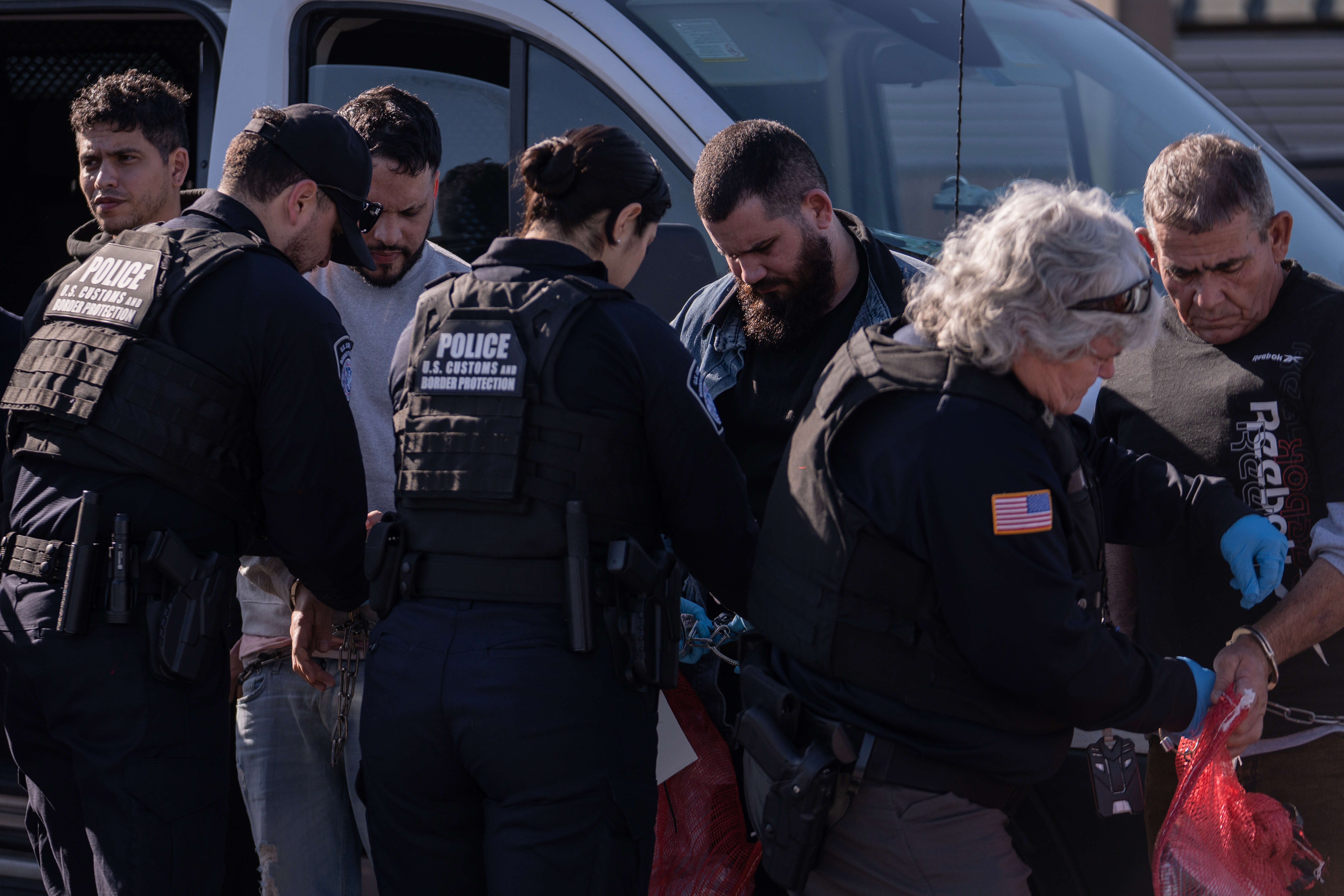 Deportaciones masivas de Trump alcanzan a más inmigrantes sin antecedentes penales, revela estudio