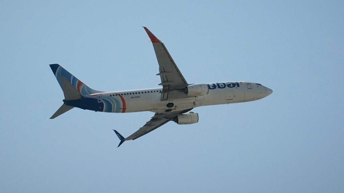 Emergencia en vuelo a Israel: piloto apuñaló a su compañero y habría intentado estrellar el avión