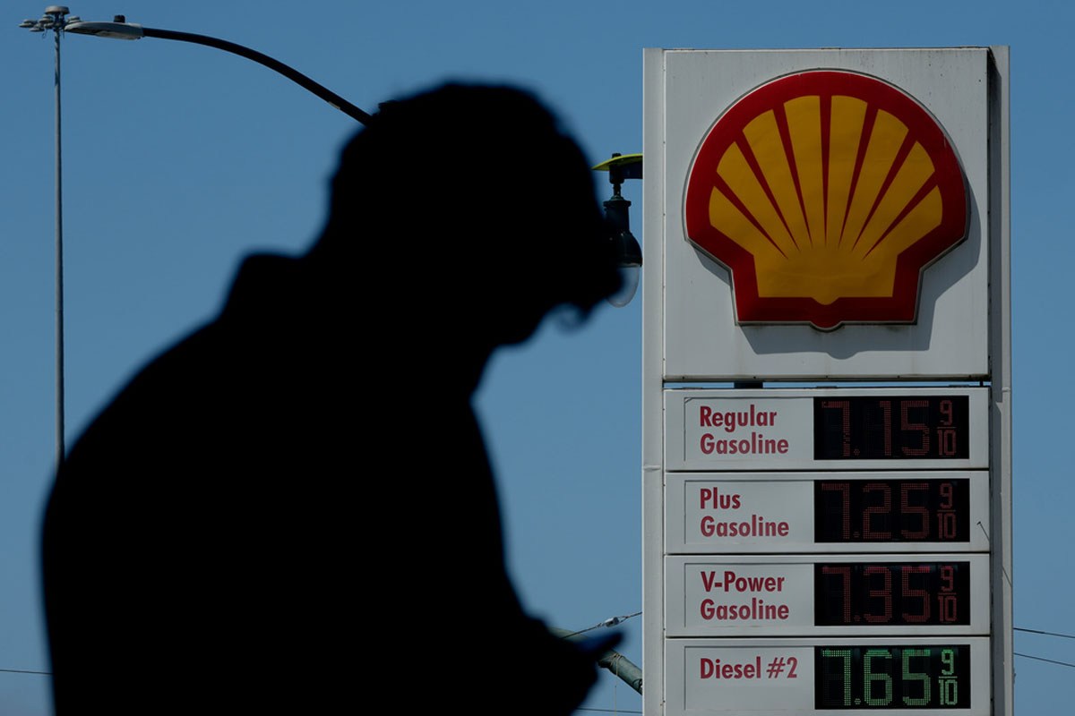 EE.UU. enfrenta una disminución en sus reservas de gasolina y diésel debido a la guerra con Irán
